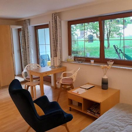 Apartment Mit Kueche Und Balkon Oder Terrasse, Ruhig Und Gut Erreichbar Пидинг Екстериор снимка