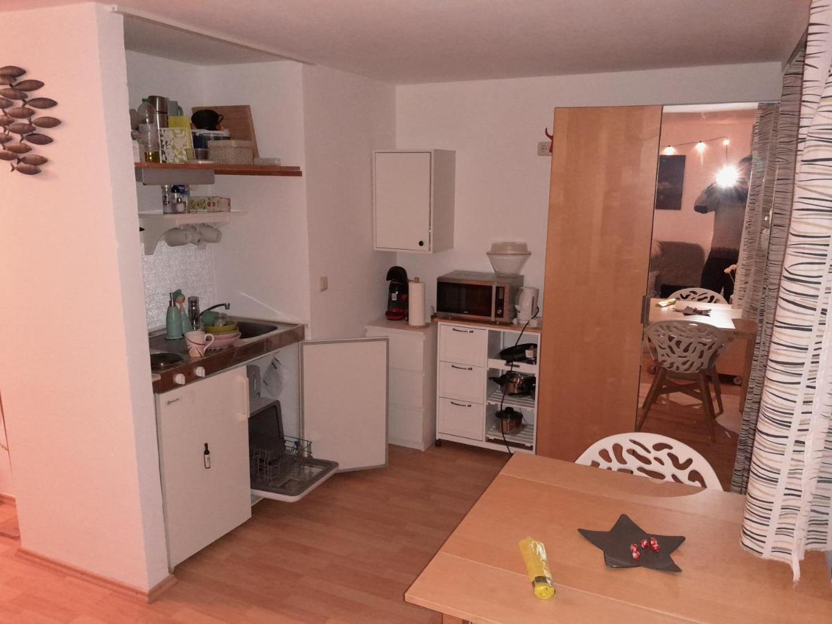 Apartment Mit Kueche Und Balkon Oder Terrasse, Ruhig Und Gut Erreichbar Пидинг Екстериор снимка