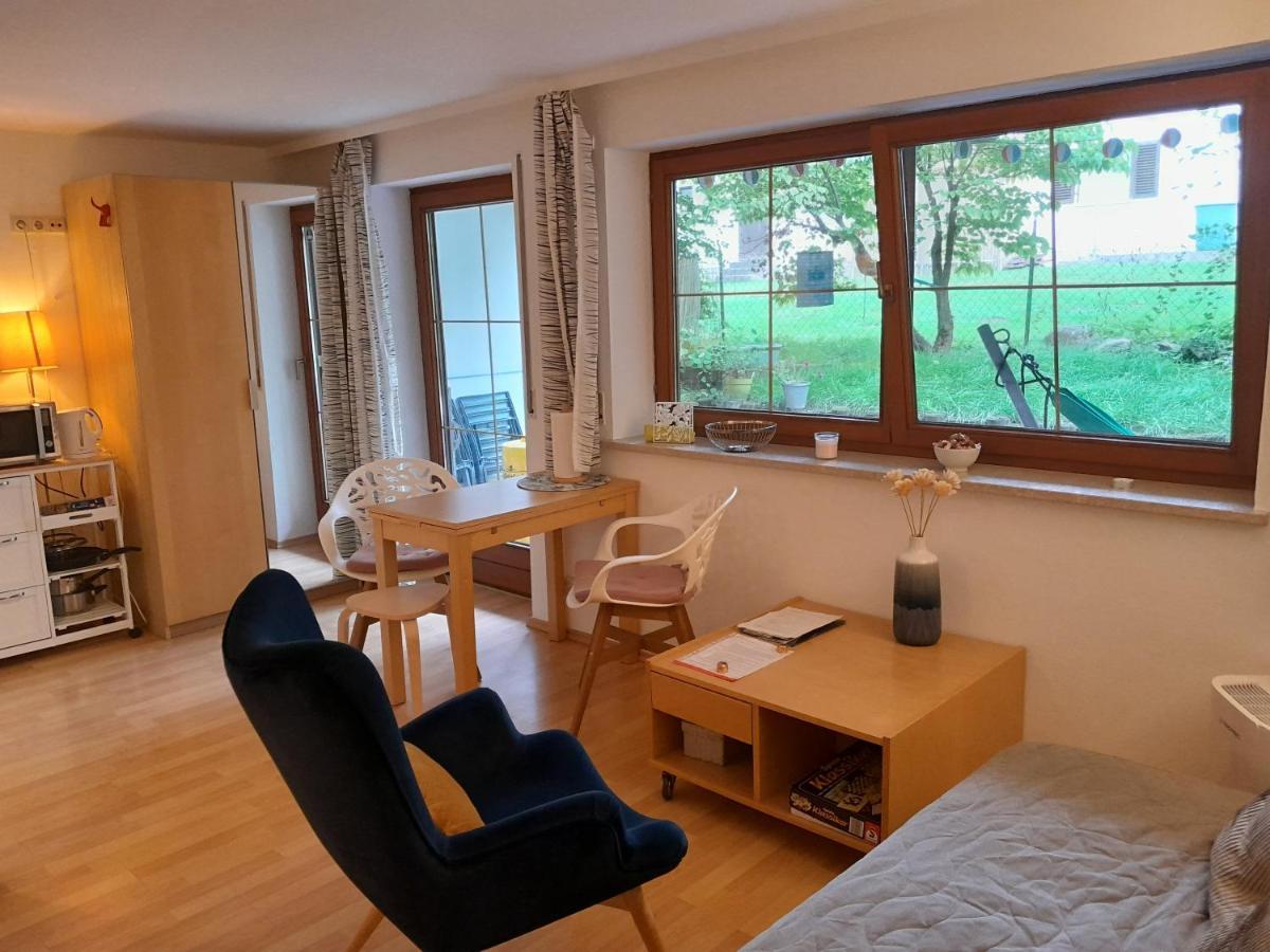 Apartment Mit Kueche Und Balkon Oder Terrasse, Ruhig Und Gut Erreichbar Пидинг Екстериор снимка