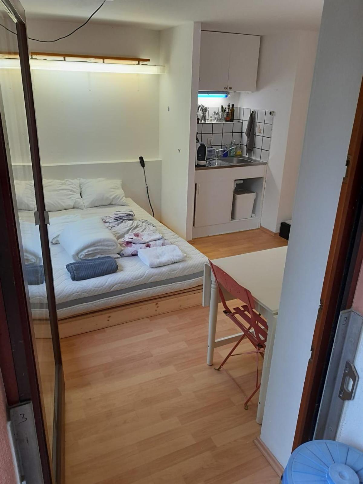 Apartment Mit Kueche Und Balkon Oder Terrasse, Ruhig Und Gut Erreichbar Пидинг Екстериор снимка